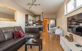 Apartman V Aleji